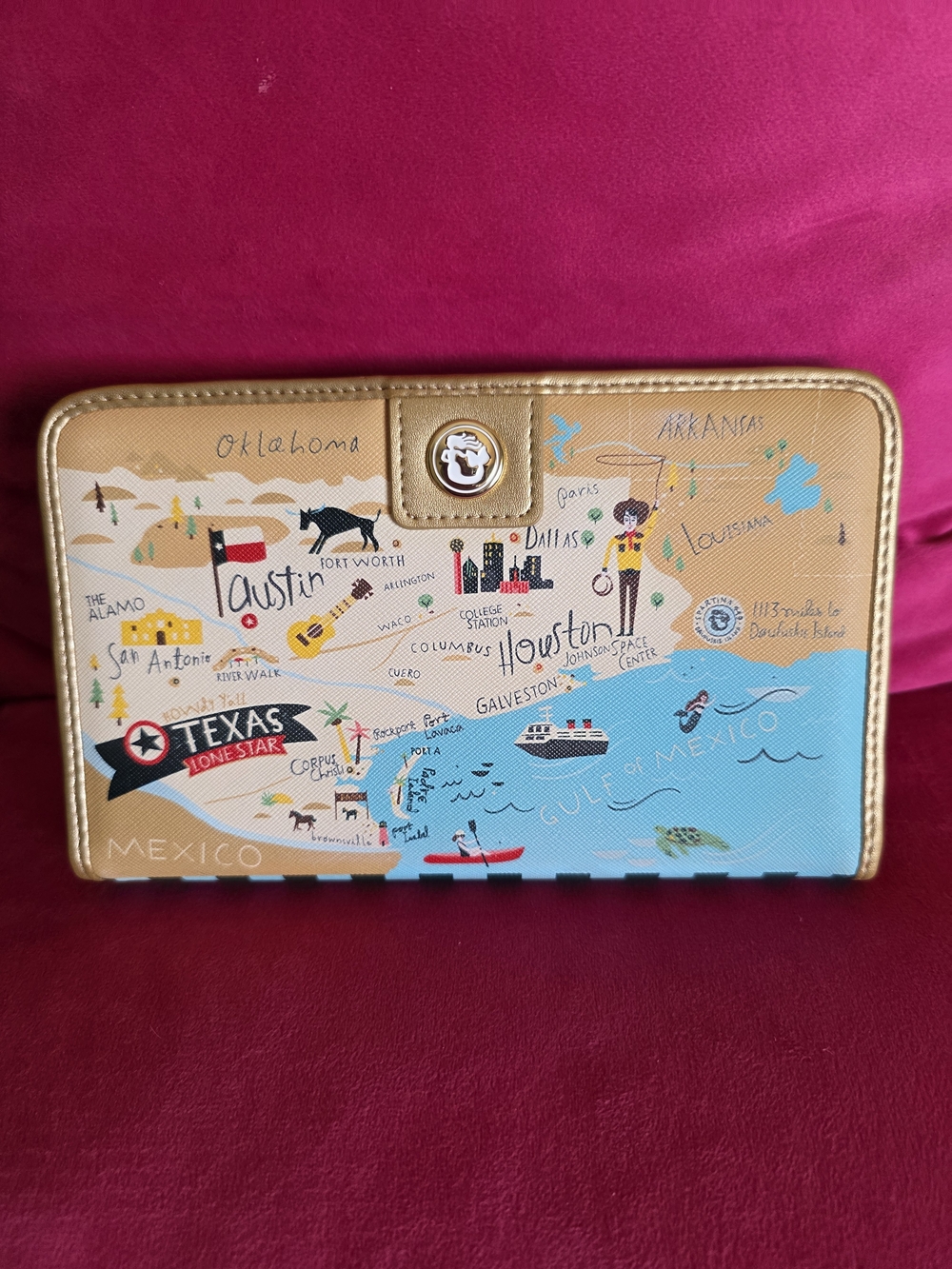 Spartina 449 NWOT Texas Map-Print  Zip Wallet in Tan and Light Blue